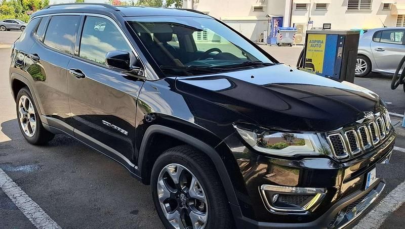 Usata Jeep Compass Limited 140 CV (102 kW) 2019 Nero SUV