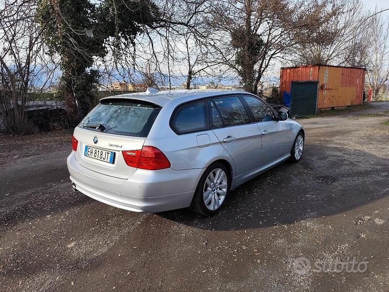Begagnad BMW 320 184 HK (135 kW) 2011 Kombi