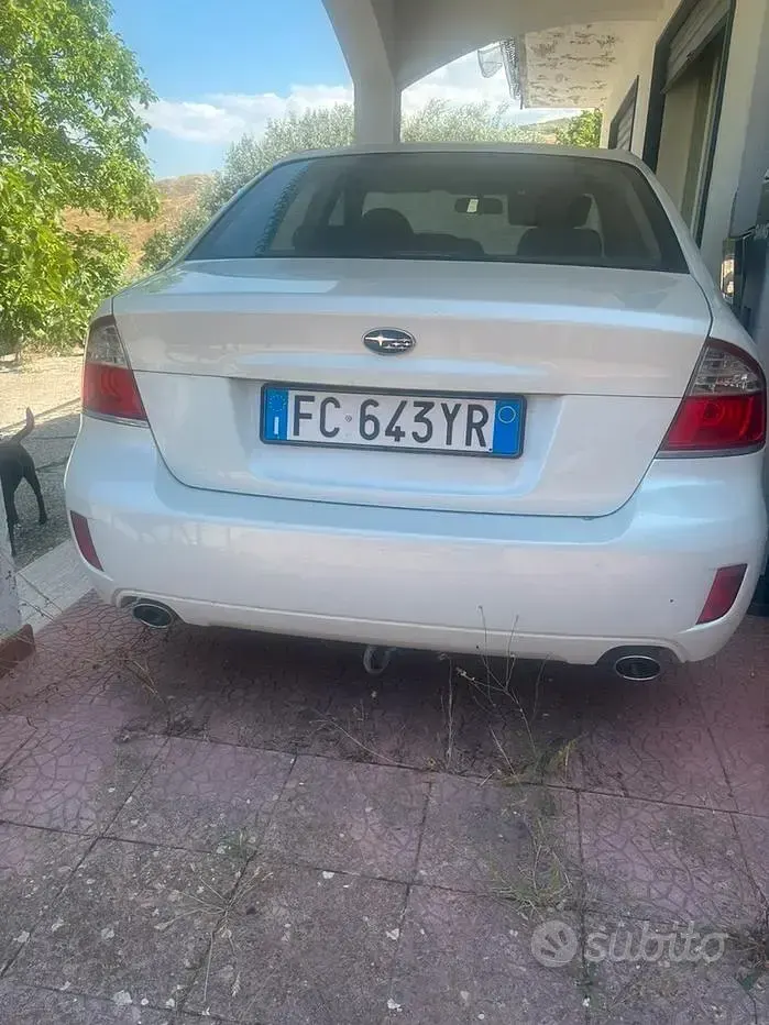 Usata Subaru Legacy 115 CV (84 kW) 2009 Berlina