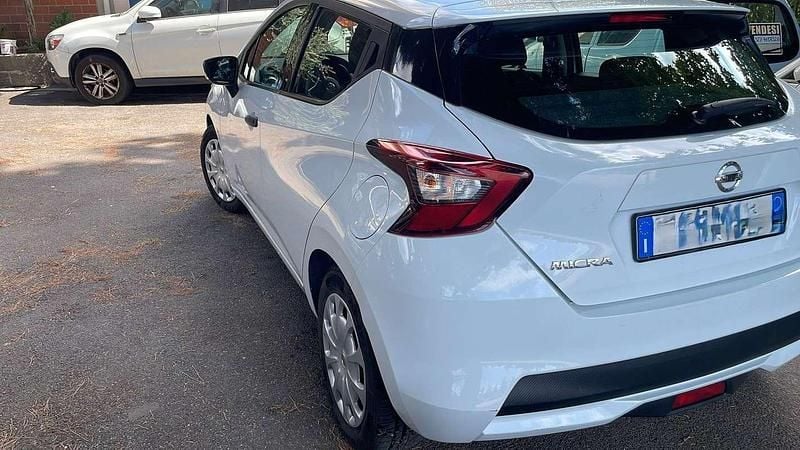 Usata Nissan Micra 71 CV (52 kW) 2017 Bianco Utilitaria