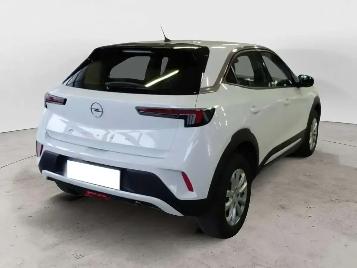 Usata Opel Mokka Edition 110 CV (80 kW) 2023 Bianco SUV