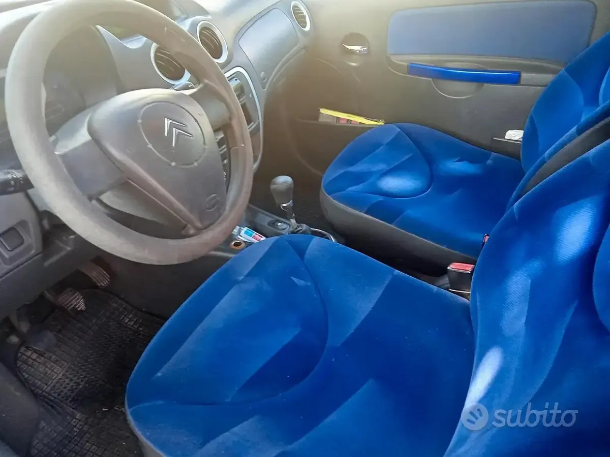 Usata Citroën C2 68 CV (50 kW) 2006 Bluazzurro Utilitaria