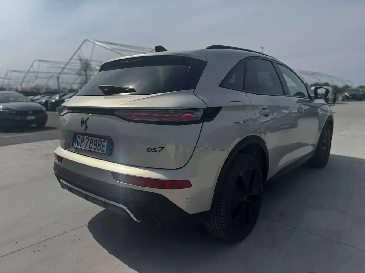 Usata DS Automobiles DS7 Crossback Performance 131 CV (96 kW) 2023 Grigio SUV