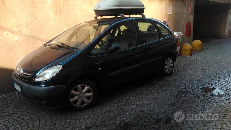 Usata Citroën Xsara 90 CV (66 kW) 2002 Blu Monovolume