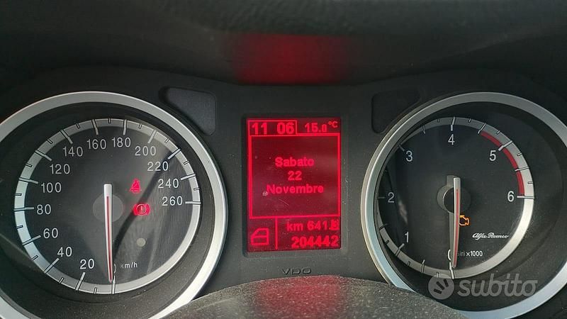 Usata Alfa Romeo 159 150 CV (110 kW) 2006 Grigio Station wagon