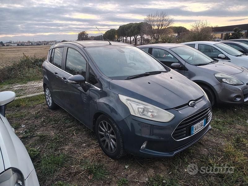 Usata Ford B-MAX Business Edition 75 CV (55 kW) 2014 Grigio Monovolume