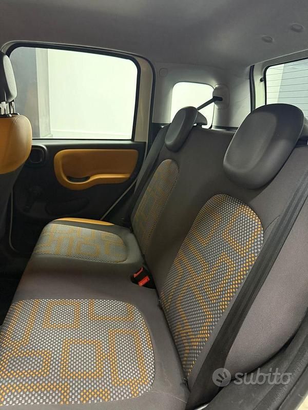 Usata Fiat Panda Easy 75 CV (55 kW) 2015 Bianco Utilitaria