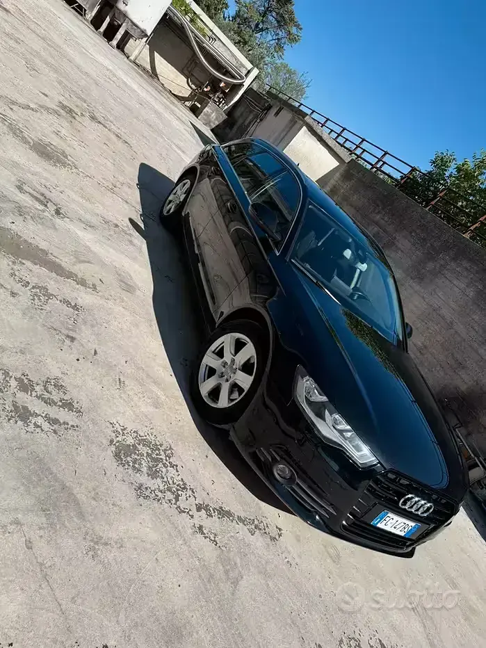 Usata Audi A6 177 CV (130 kW) 2012 Nero Station wagon