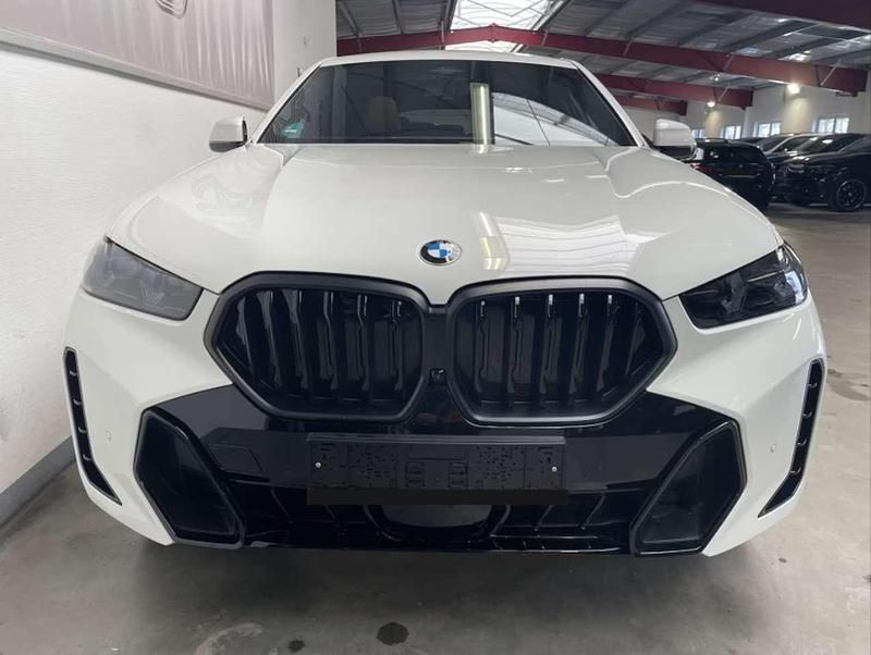 Usata BMW X6 M Sport 298 CV (219 kW) 2025 Bianco pastello SUV