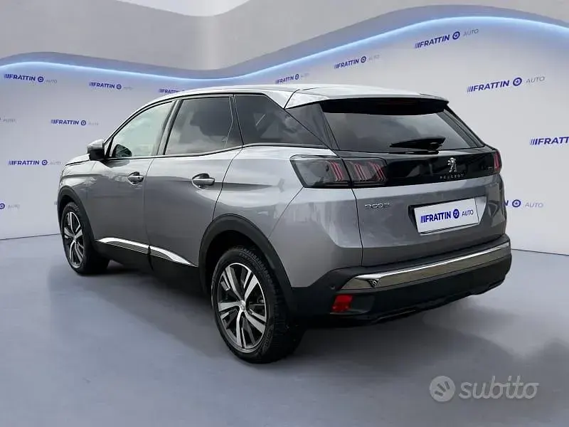 Gebraucht Peugeot 3008 Allure 131 PS (96 kW) 2021 Grau SUV