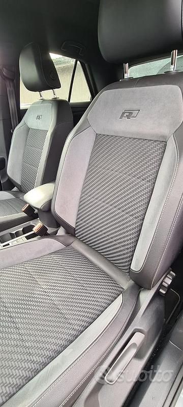 Usata VW T-Roc R-line 150 CV (110 kW) 2019 Grigio SUV