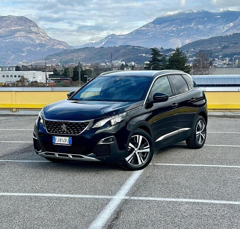 Usata Peugeot 3008 GT-line 150 CV (110 kW) 2017 Nero SUV
