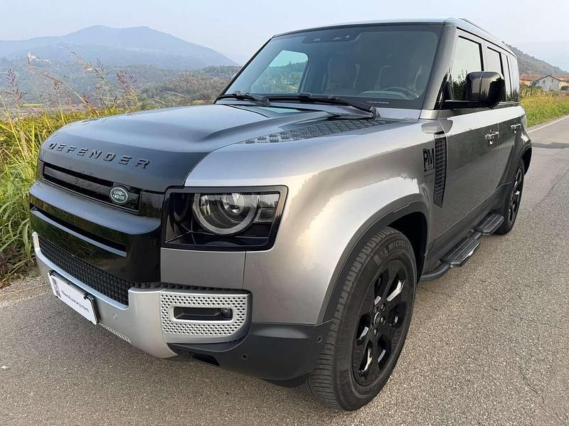 Usata Land Rover Defender SE 249 CV (183 kW) 2023 Eiger grey SUV