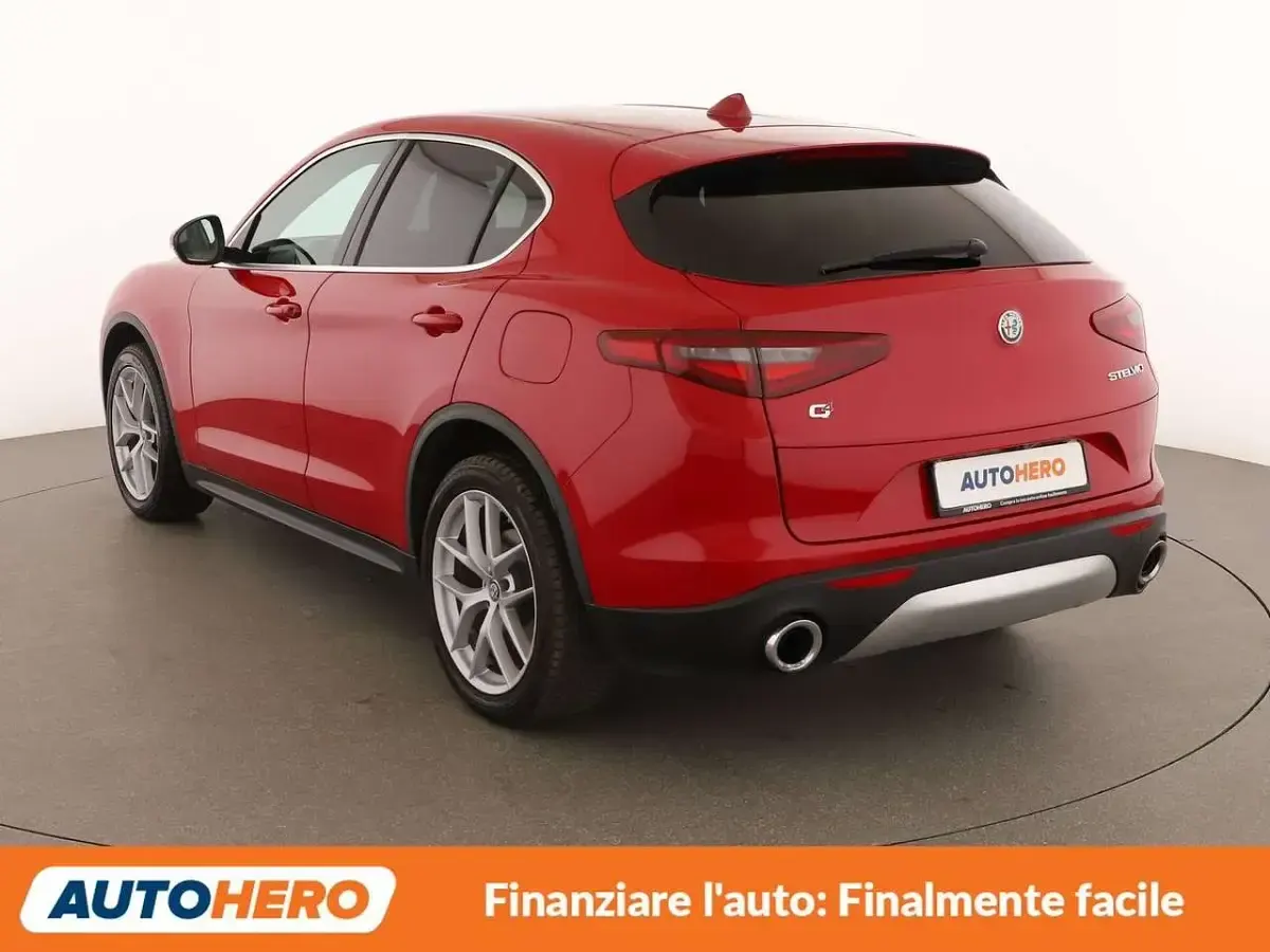 Usata Alfa Romeo Stelvio 280 CV (205 kW) 2017 Rosso SUV