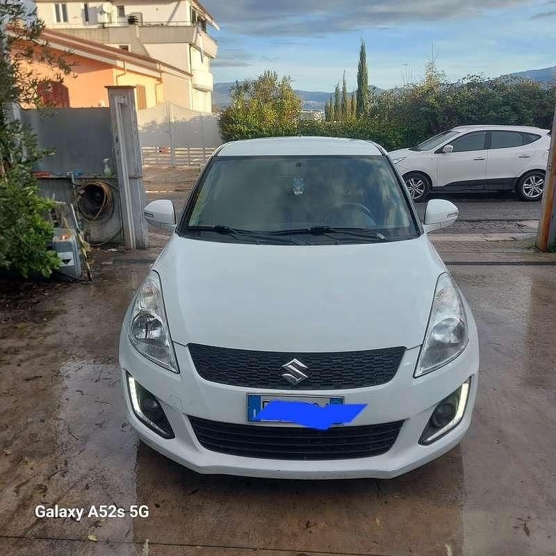 Usata Suzuki Swift 94 CV (69 kW) 2013 Bianco Utilitaria
