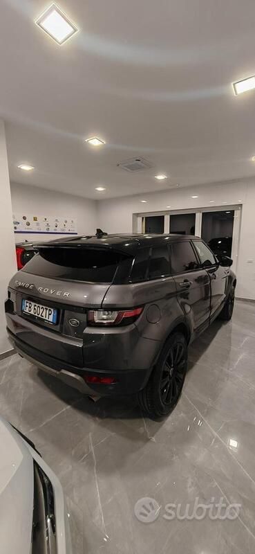 Usata Land Rover Range Rover evoque HSE Dynamic 150 CV (110 kW) 2016 Grigio SUV