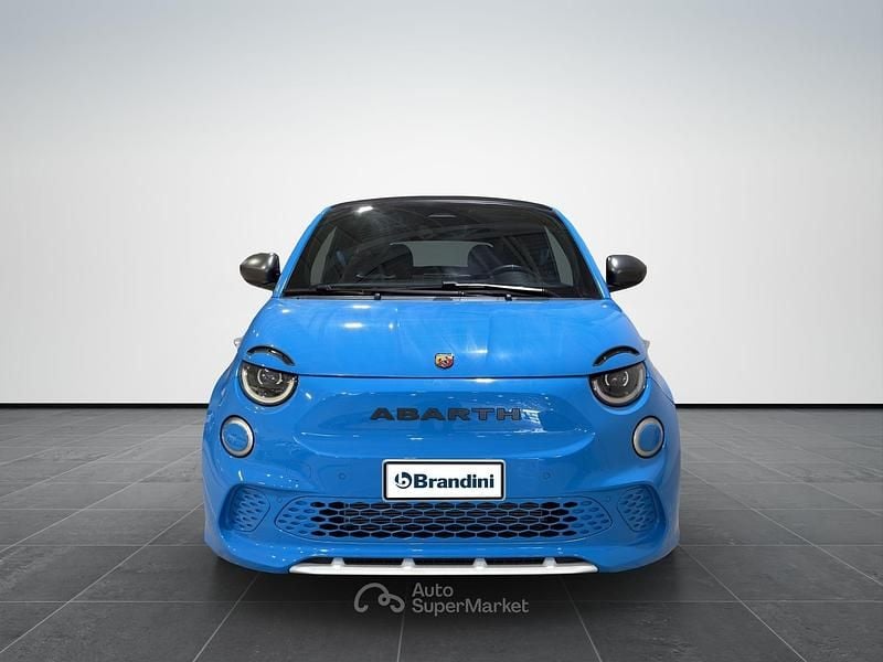 Usata Abarth 500e Scorpionissima 47 kW (64 CV) 2023 Blu Utilitaria
