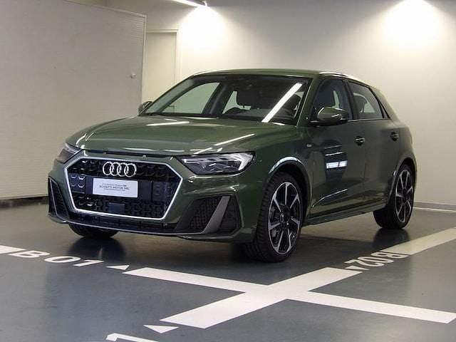 Usata Audi A1 S-Line 116 CV (85 kW) 2024 Verde district metallizzato Utilitaria