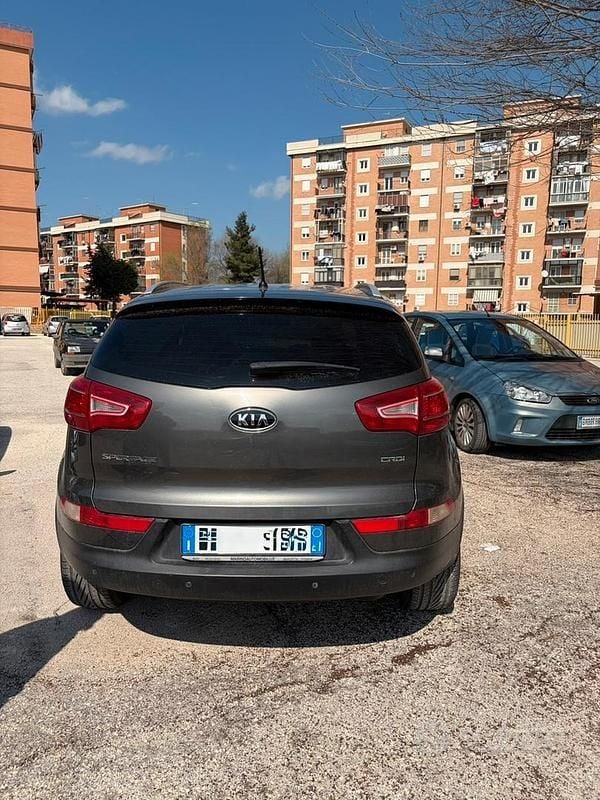 Usata Kia Sportage 115 CV (84 kW) 2011 Grigio SUV