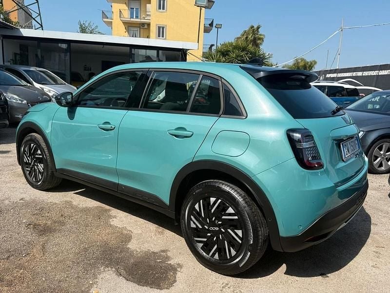 Usata Fiat 600 101 CV (74 kW) 2024 Verde SUV