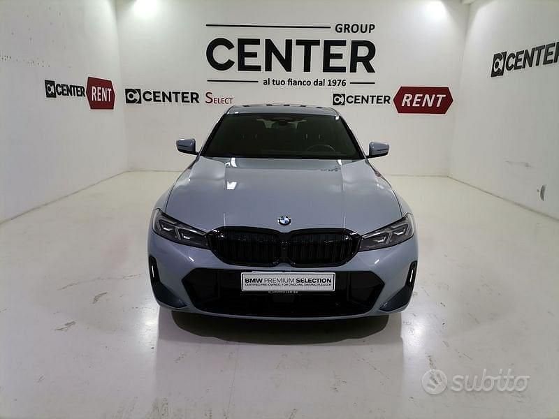 Usata BMW 320e M Sport 190 CV (139 kW) 2025 Grigio Berlina