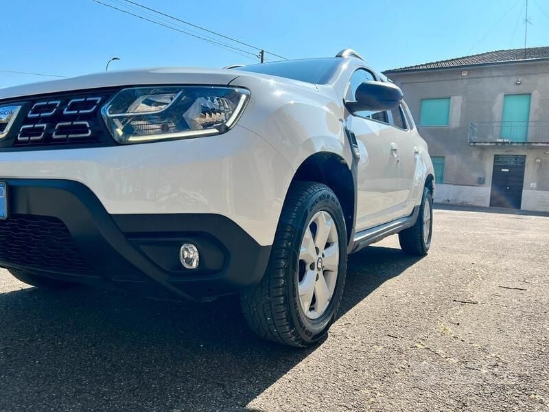 Usata Dacia Duster Comfort 115 CV (84 kW) 2019 Bianco SUV