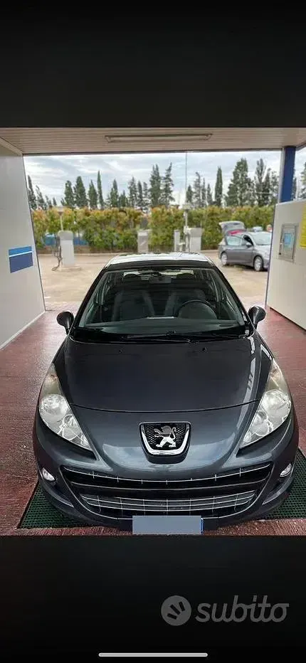 Usata Peugeot 207 88 CV (64 kW) 2011 Grigio Berlina