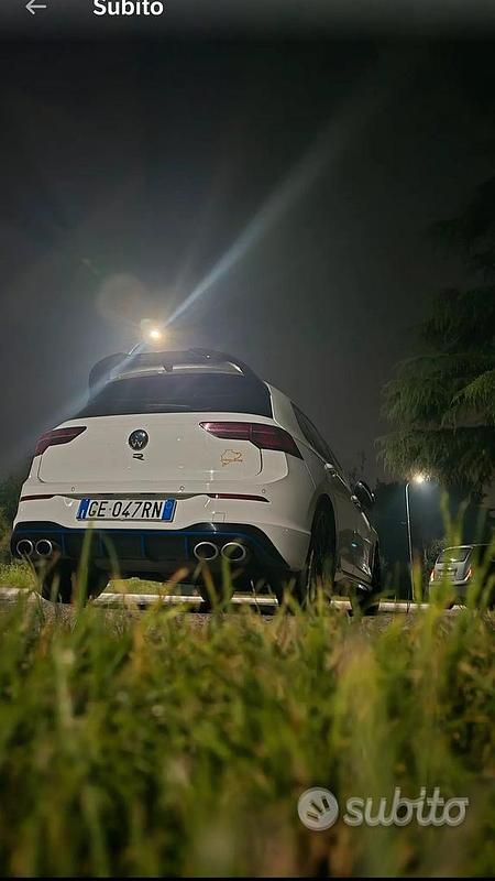 Usata VW Golf VII R 390 CV (286 kW) 2021 Bianco Utilitaria