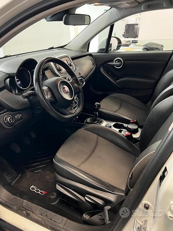 Usata Fiat 500X Cross 140 CV (102 kW) 2015 Bianco SUV