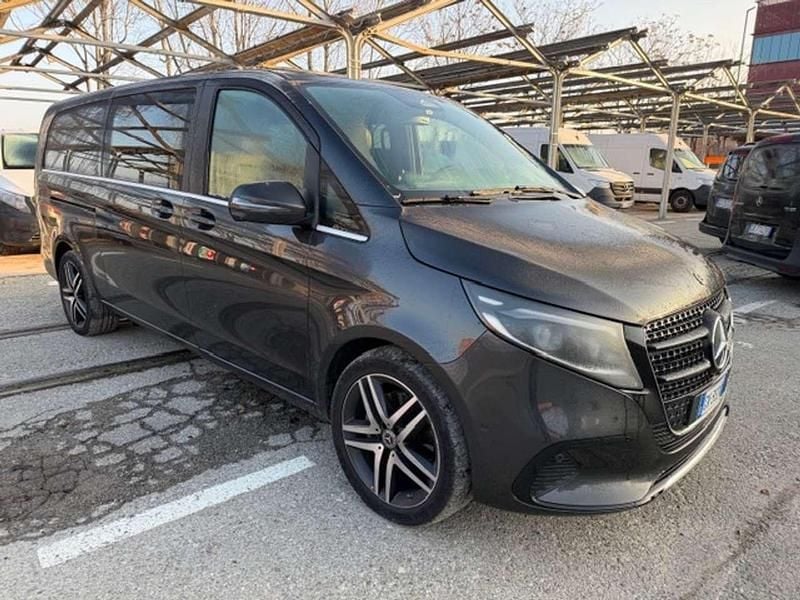Usata Mercedes V250 Avantgarde 190 CV (139 kW) 2024 Nero Monovolume