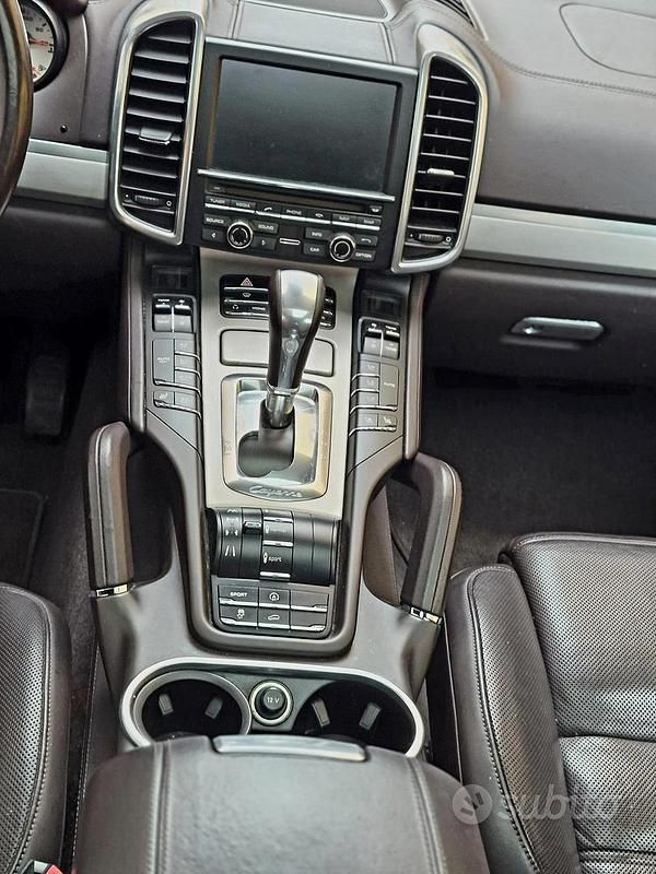 Usata Porsche Cayenne S 218 CV (160 kW) 2013 Blu SUV