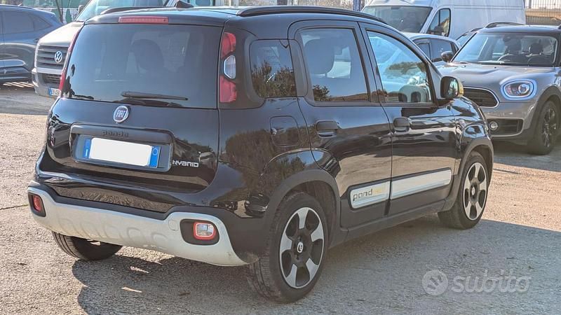 Usata Fiat Panda Cross Cross 70 CV (51 kW) 2025 Nero Utilitaria