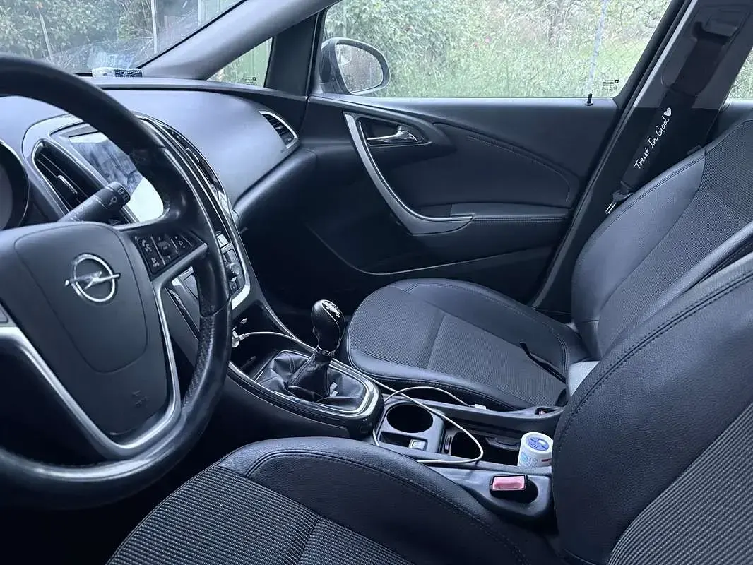 Usata Opel Astra Cosmo 136 CV (100 kW) 2013