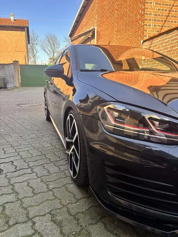 Usata VW Golf VII GTI 211 CV (155 kW) 2014 Berlina