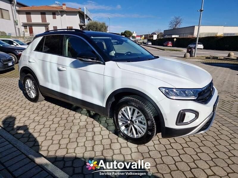 Usata VW T-Roc Life 150 CV (110 kW) 2022 Nero SUV