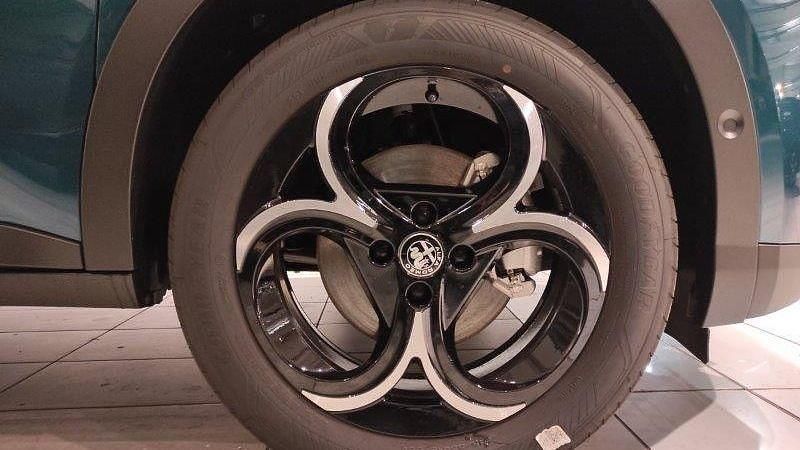 Nuova Alfa Romeo Junior Edizione Speciale 136 CV (100 kW) 2025 Blu/azzurro SUV