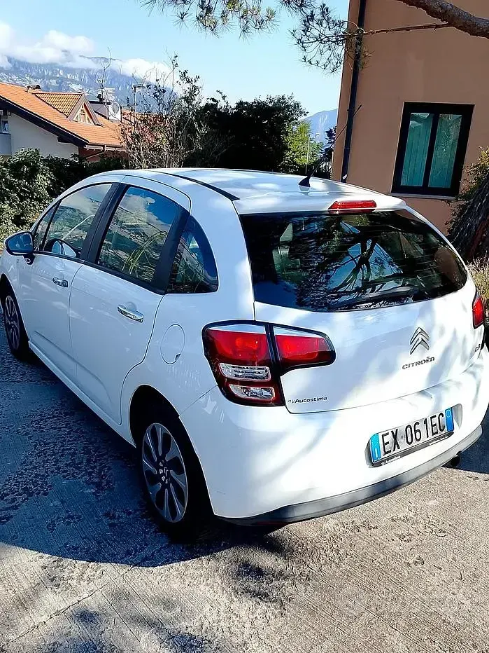 Usata Citroën C3 68 CV (50 kW) 2015 Bianco Utilitaria