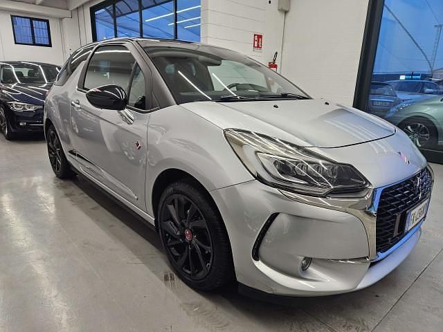 Usata DS Automobiles DS3 Sport Chic 81 CV (59 kW) 2017 Argento Utilitaria