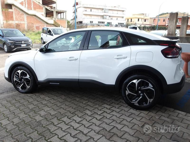 Usata Citroën C4 PureTech 131 CV (96 kW) 2024 Blu Berlina