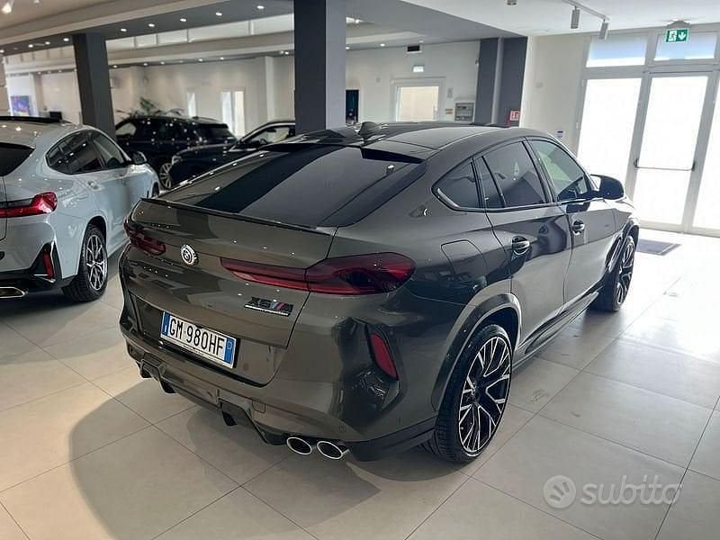 Usata BMW X6 M Efficient Dynamics 625 CV (459 kW) 2023 Verde SUV