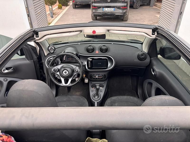 Usata Smart ForTwo Cabrio 71 CV (52 kW) 2019 Nero Cabrio