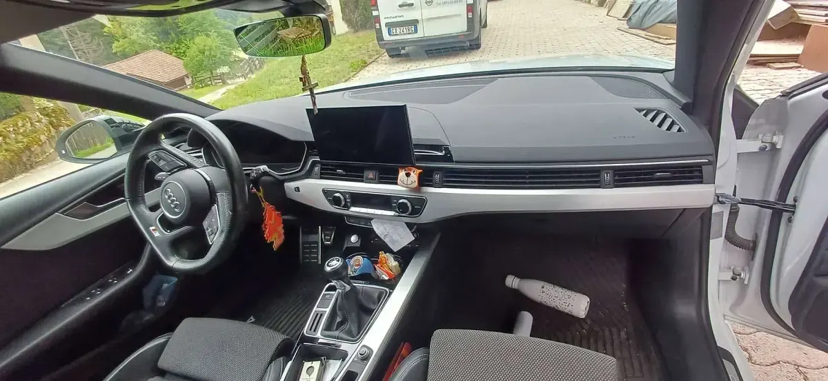 Usata Audi A4 S-Line 150 CV (110 kW) 2020 Bianco Station wagon