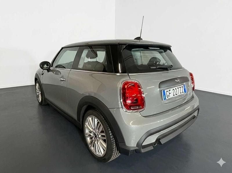 Usata Mini ONE Essential 102 CV (75 kW) 2022 Grigio Utilitaria
