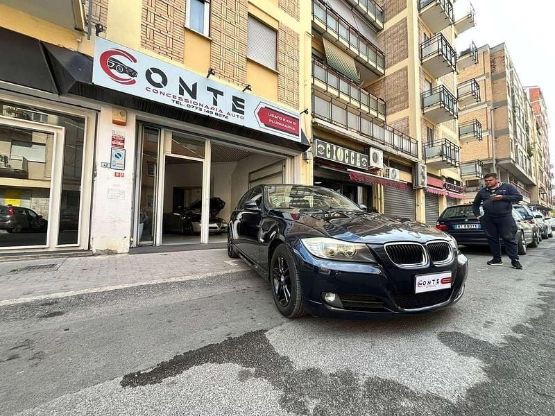 Usata BMW 318 143 CV (105 kW) 2009 Blu/azzurro Berlina