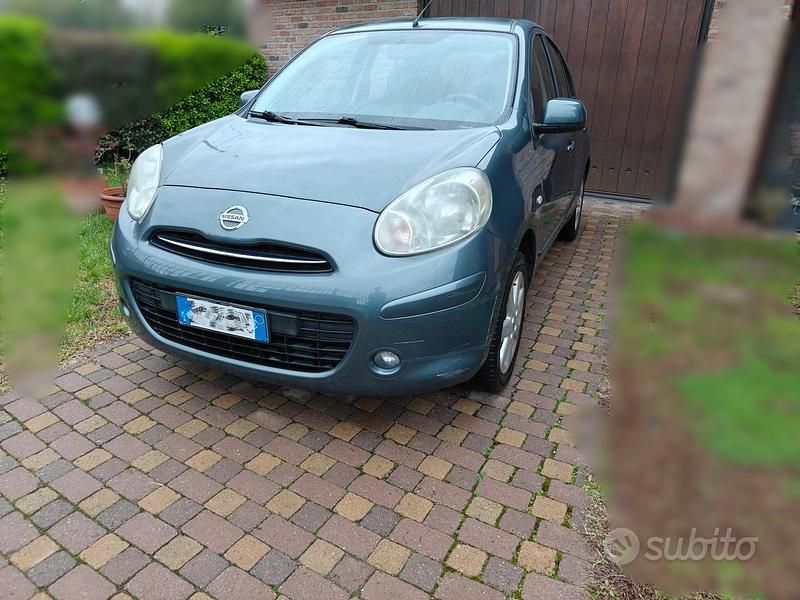 Usata Nissan Micra Acenta 2011 Grigio Utilitaria