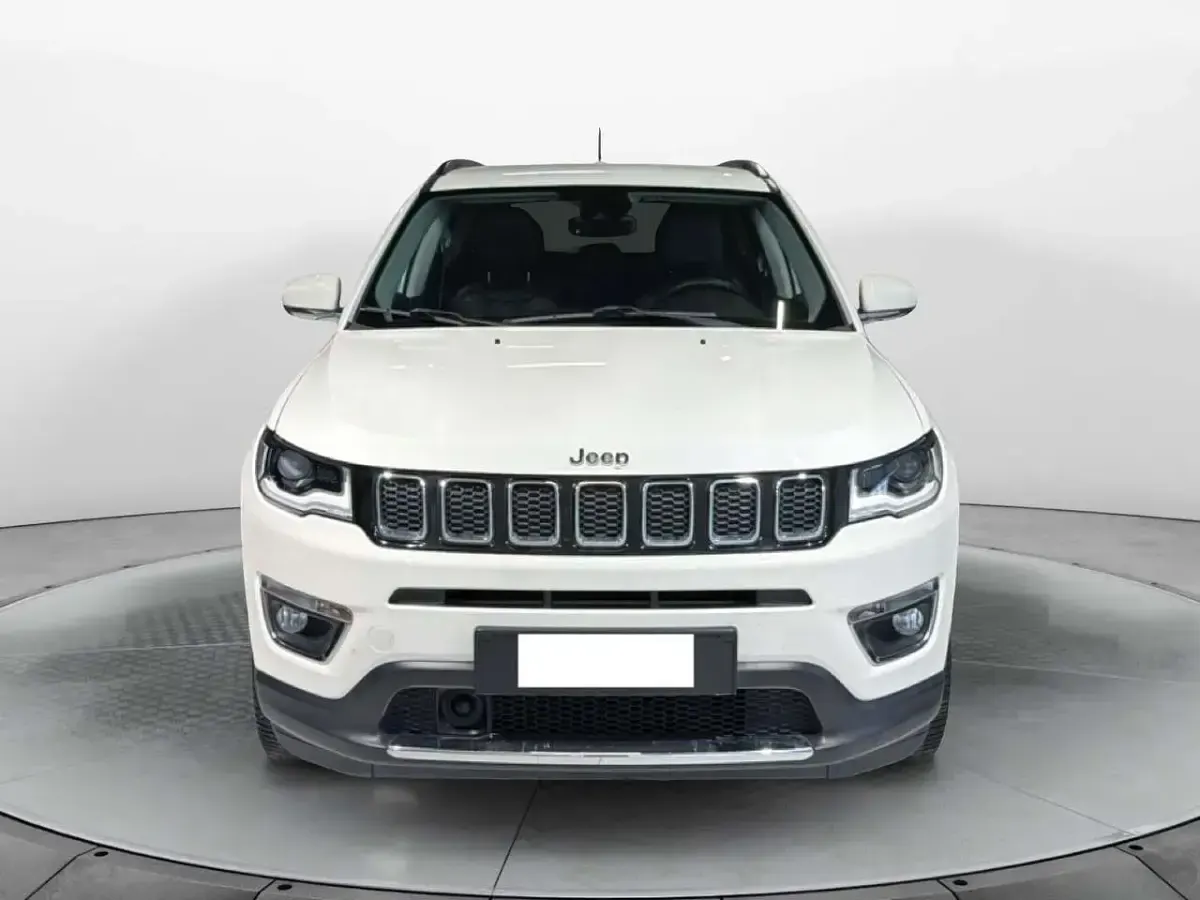 Usata Jeep Compass Limited 140 CV (102 kW) 2018 Bianco SUV