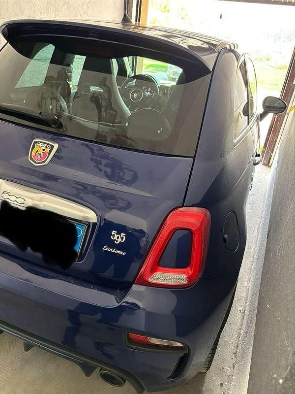 Usata Abarth 595 Turismo 165 CV (121 kW) 2018 Blu/azzurro Utilitaria