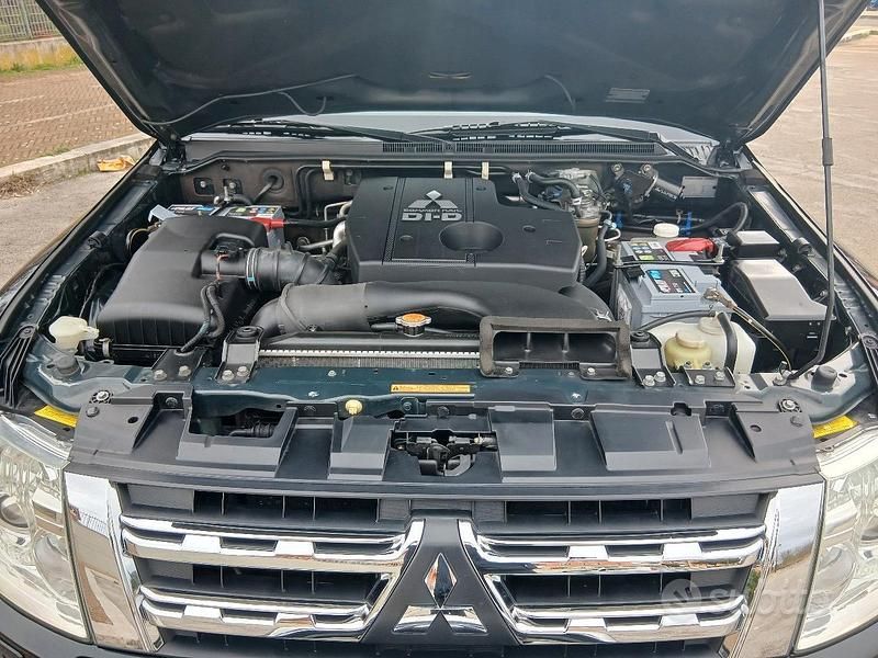 Usata Mitsubishi Pajero 2007 Verde SUV