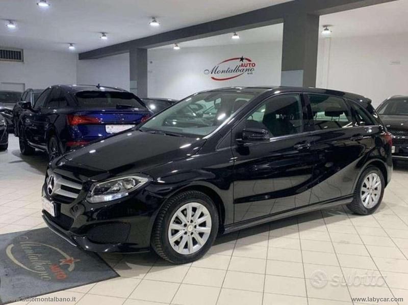 Nero Usata 2015 Mercedes B180 Business Monovolume | 12.900 € (Molto cara) - Immagine 1/4