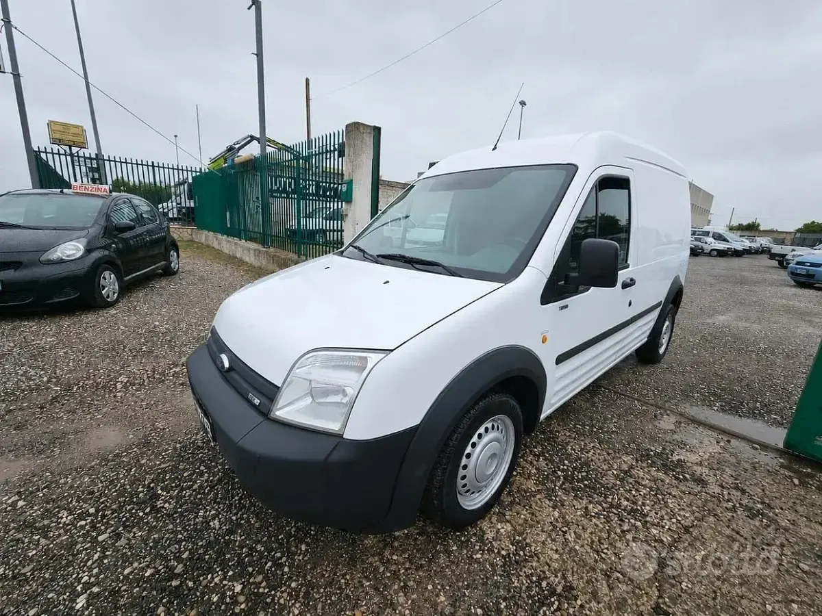 Usata Ford Transit Connect 90 CV (66 kW) 2006 Bianco Monovolume